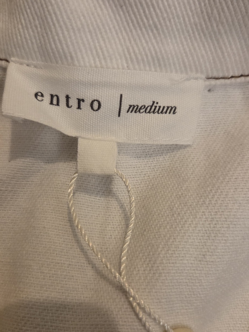 entro Cream Button-Front Belted Sleeveless Dress - Picture 5 of 7